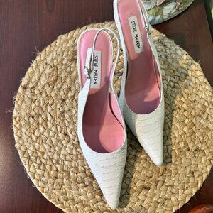 Steve Madden - size 9B